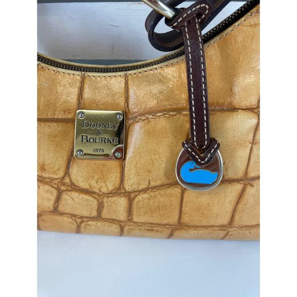 DOONEY & BOURKE, TAN EMBOSSED ANIMAL PRINT MEDIUM SHOULDER BAG - Picture 3 of 15